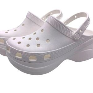 CROCS Women's Classic White Platform Mules Size 11 pre-owned.